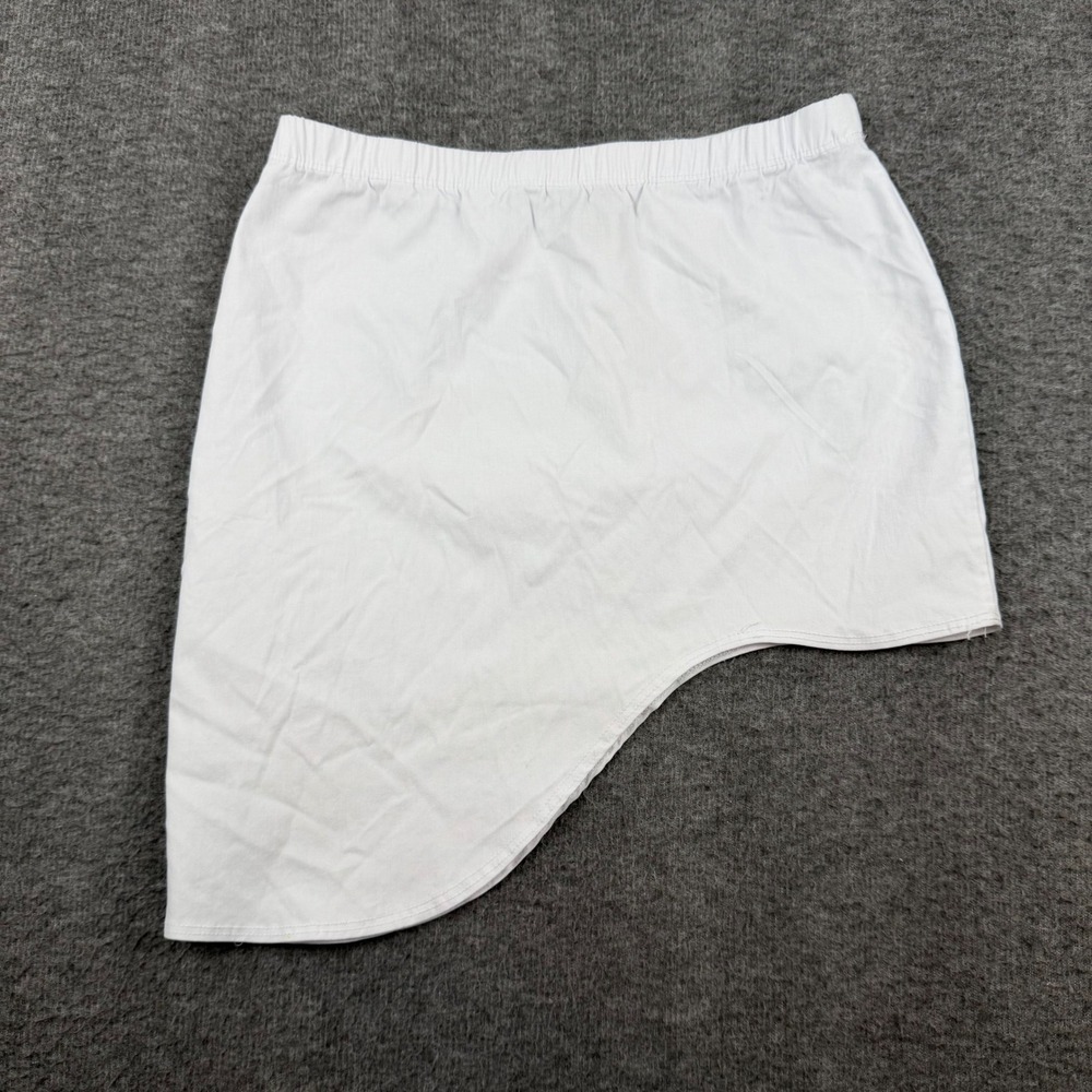 PrettyLittleThing Asymmetrical Mini Skirt Women's 4 White Curved Hem‎ Elastic